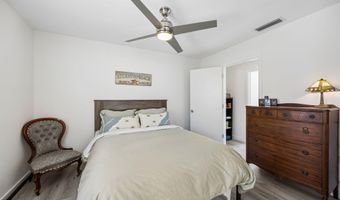 330 GARDEN Ln, Atlantic Beach, FL 32233