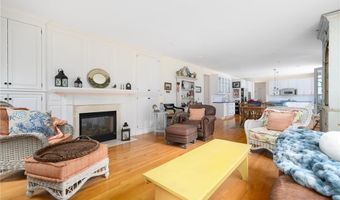 150 Delta Dr, North Kingstown, RI 02874
