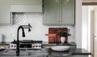 221 Williamsburg St NE, Aiken, SC 29801