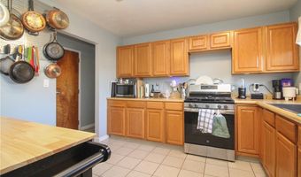 325 N Yorkshire, Austintown, OH 44515