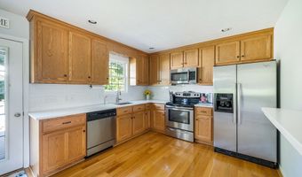 145 Pine St, Appomattox, VA 24522