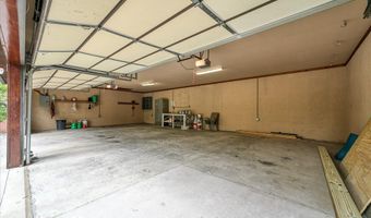 2372 Hogback Rd, Albany, KY 42602