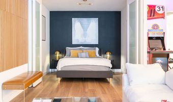 7250 Franklin Avenue 512, Los Angeles, CA 90046