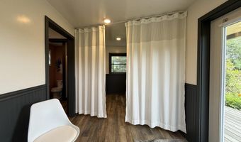 90 Searsport Ave, Belfast, ME 04915