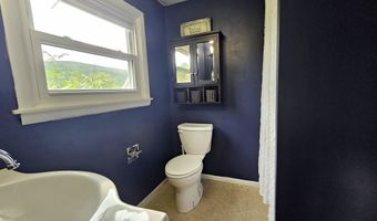 16 Gordon Ave, Berlin, NH 03570