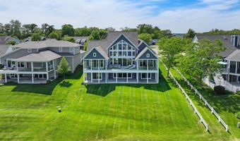 40561 N Newport Dr, Antioch, IL 60002