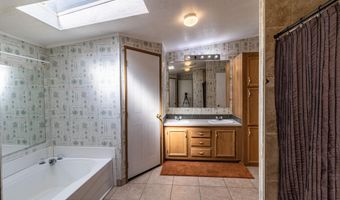 1209 MANGUM Rd, Bloomfield, NM 87413