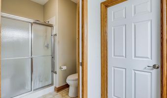 418 W Summit Ave, Augusta, KS 67010