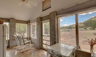 59 Wagon Rd, Alpine, TX 79830