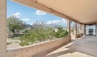 35190 S APRIL Dr, Black Canyon City, AZ 85324