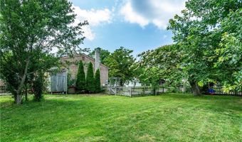 41 Mount View Ave, North Kingstown, RI 02852