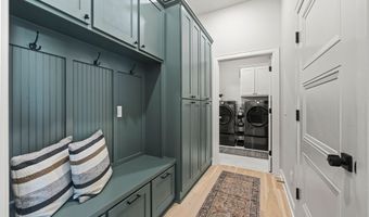 4 Moreton Ln, Bella Vista, AR 72714