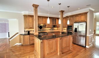 5905 LONE OAK Dr, Bethesda, MD 20814