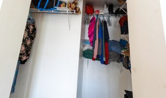 944 Sunburst Ln, Altoona, IA 50009