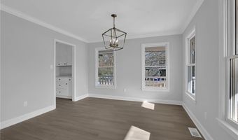 1525 Wynfield Dr, Auburn, GA 30011
