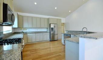 2019 Chalmers Dr, Ann Arbor, MI 48104