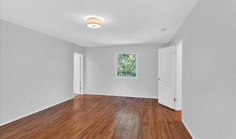 331 Wildforest Dr, Ballwin, MO 63011