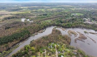 47 Wayne St, Allegan, MI 49010