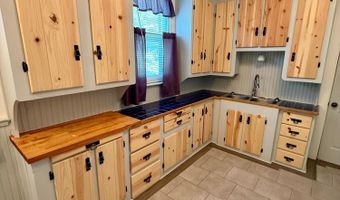 412 2ND Ave, Antigo, WI 54409