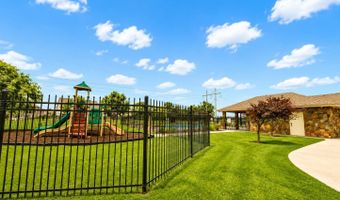 1502 N Shadow Rock Dr, Andover, KS 67002
