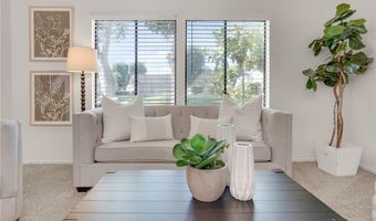 2155 W Banbury Cir, Anaheim, CA 92804