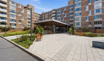 2939 VAN NESS St NW 938, Washington, DC 20008