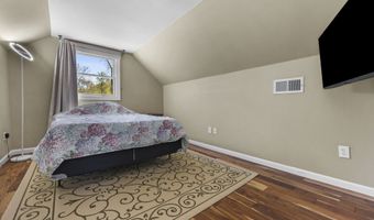31 Hillandale Rd, Danbury, CT 06811