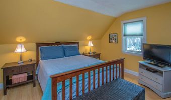 8 Kearsarge St, Bartlett, NH 03812