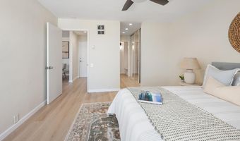 1855 Diamond St 5-221, San Diego, CA 92109