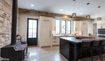 23249 Maple Rdg, Adel, IA 50003