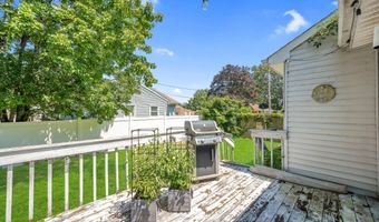 60 Walnut St, Beachwood, NJ 08722