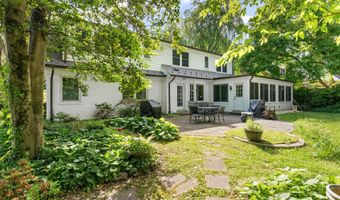 5121 BALTAN Rd, Bethesda, MD 20816