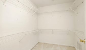 9 Denise Dr, Allentown, NJ 08501