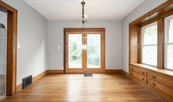 888 Harrison Ave, Akron, OH 44314