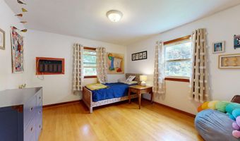 2069 North Ave, Burlington, VT 05408