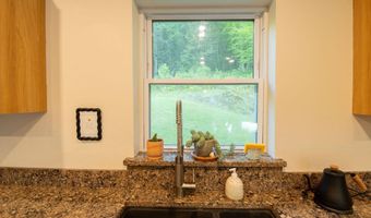 523 Browns Mill Rd, Berlin, VT 05602