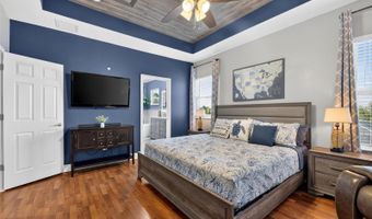 5216 POINT HARBOR Ln, Apollo Beach, FL 33572