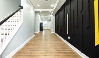 820 N MONROE St, Baltimore, MD 21217