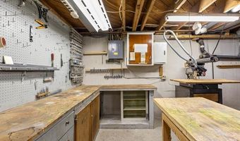 11164 Kennebec Ave, Allen Park, MI 48101