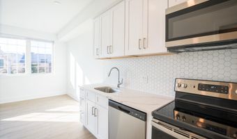 1324 FRANKFORD Ave UNIT 304, Philadelphia, PA 19125