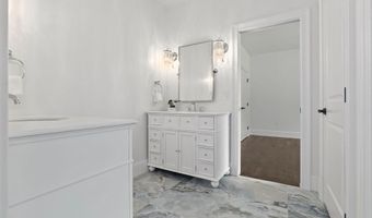 6 Robandy Rd, Andover, MA 01810