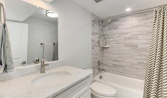 5029 22ND St S, Arlington, VA 22206