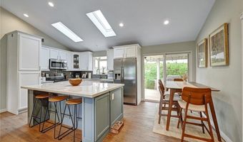26305 N Broadway, Escondido, CA 92026