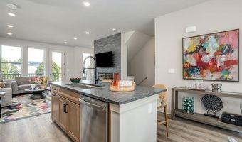 2156 Evergreen Ln 56, Ann Arbor, MI 48103