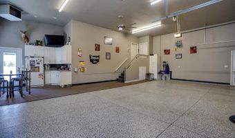 1700 Riverwood Dr, Bismarck, ND 58504