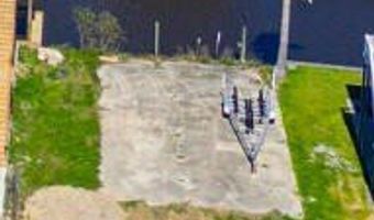 11108 Manhatten St, Bay St. Louis, MS 39520
