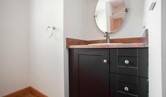 724 Hunters Run, Columbus, OH 43230