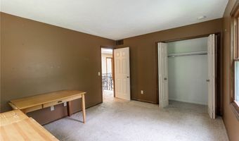 610 Deep Woods Dr, Aurora, OH 44202