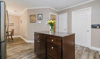 2404 Shaker Rdg, Benton, AR 72015