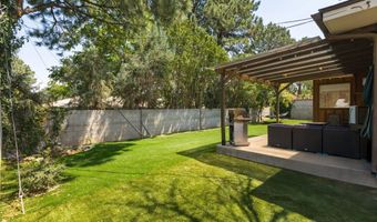 630 Sierra Dr SE, Albuquerque, NM 87108